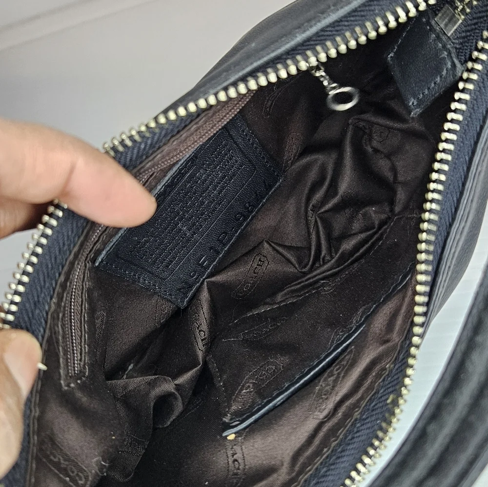 Coach Mini Demi Hobo Baguette Black Leather Purse 9844 Vintage Y2K 2002